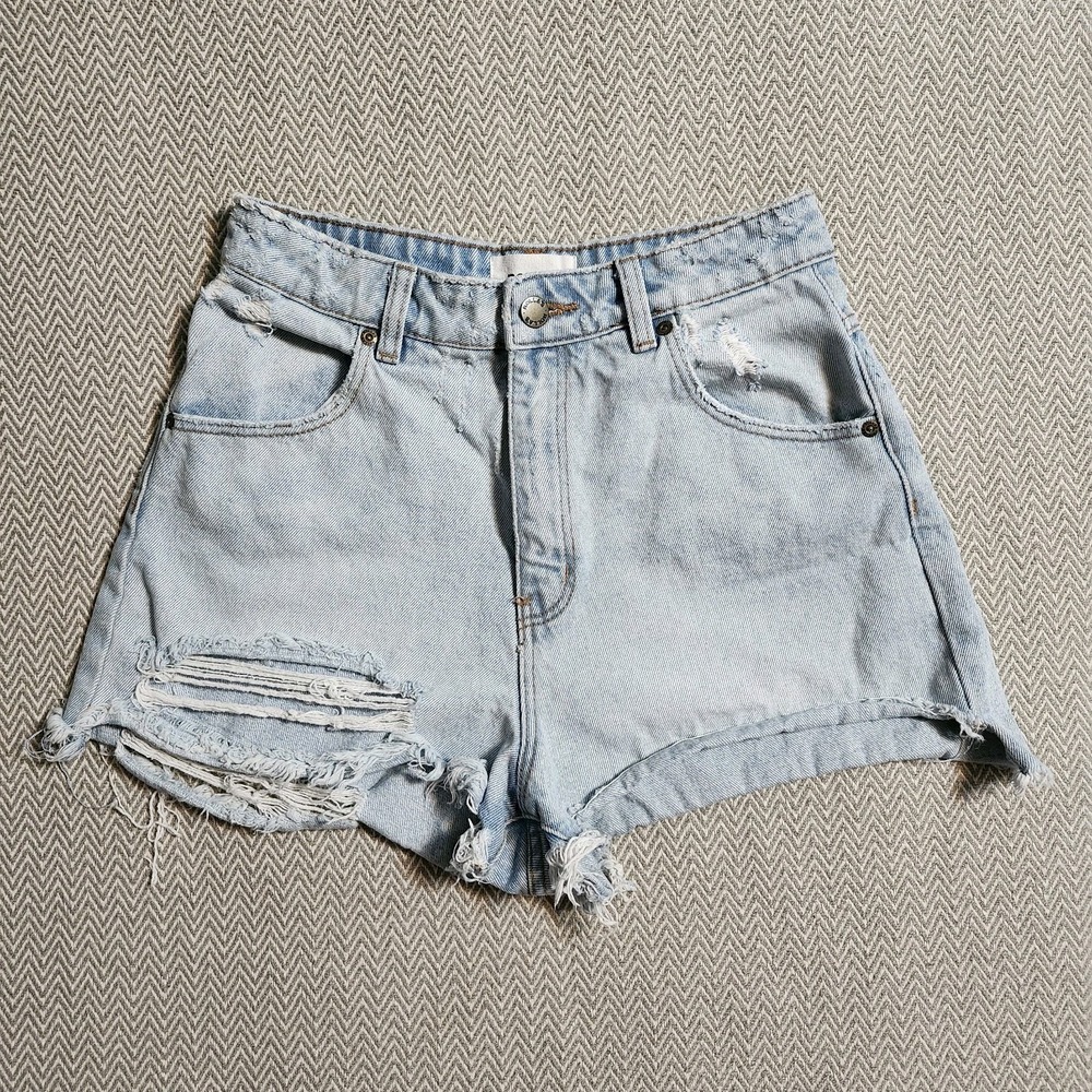 ROLLA'S Dusters High Rise Slim Jean Short Blue Light Wash Women Sz 26 Distressed